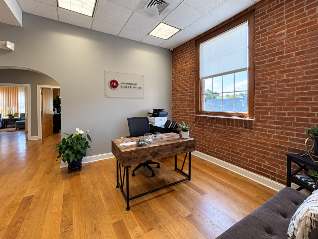 Attorney Amee J. Lunn Law Office
